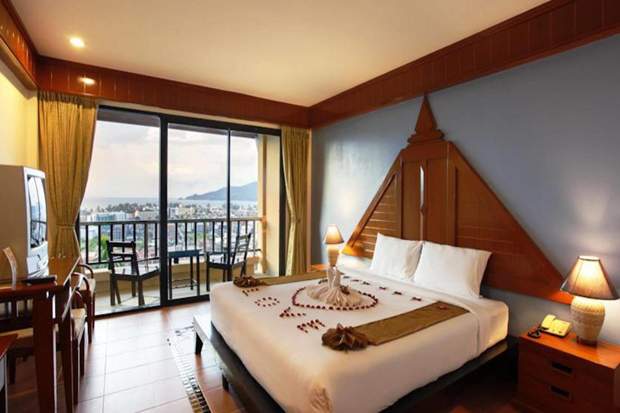 Patong Cottage Resort Екстериор снимка