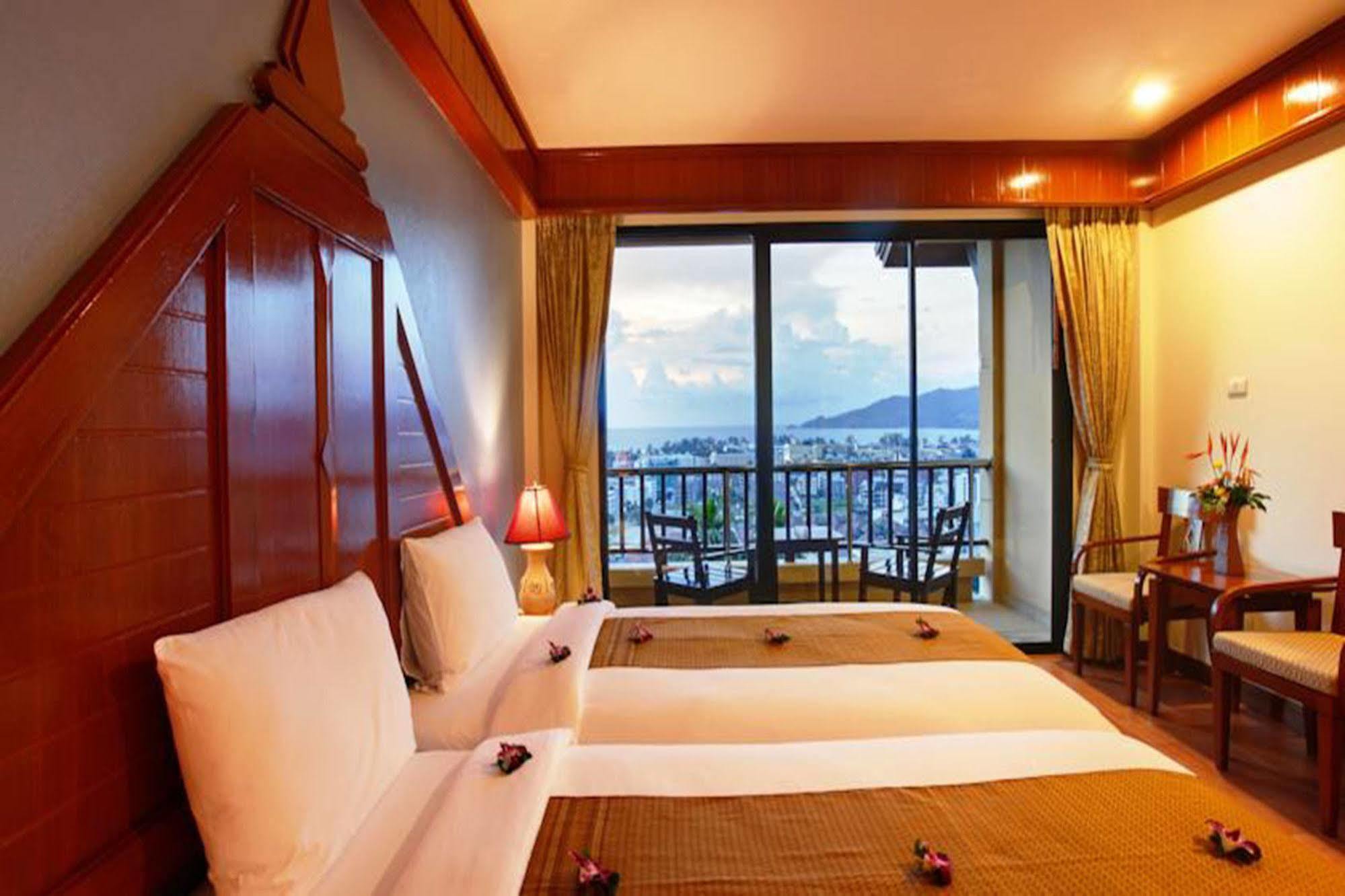 Patong Cottage Resort Екстериор снимка