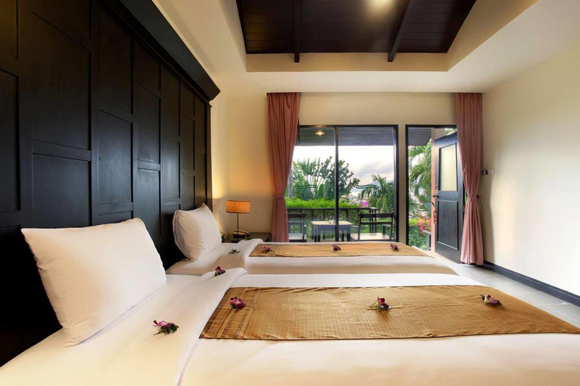 Patong Cottage Resort Екстериор снимка